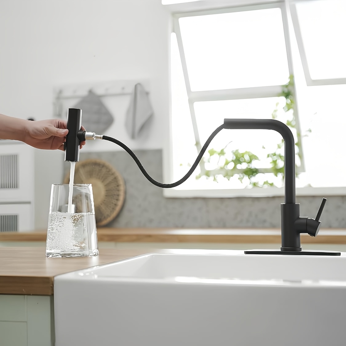1-teiliger schwarzer Küchenarm – Commercial Kitchen Faucet Bewertung und Preis